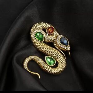 Serpenti Golden Multicolor Diamond Snake Brooch